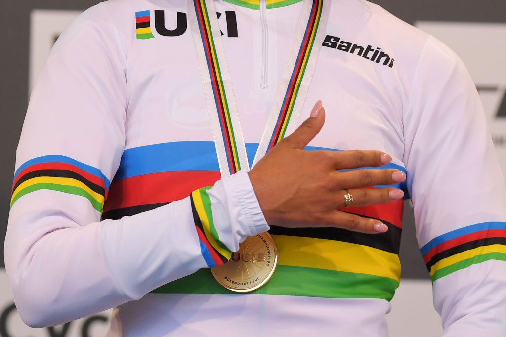 Ceylin Del Carmen Alvarado (Netherlands) captured the world title at the UCI Cyclo-cross World championships in D&uuml;bendorf, Switzerland
