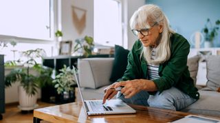 How to Use (and Not to Use) AI for Financial Advice and Investing