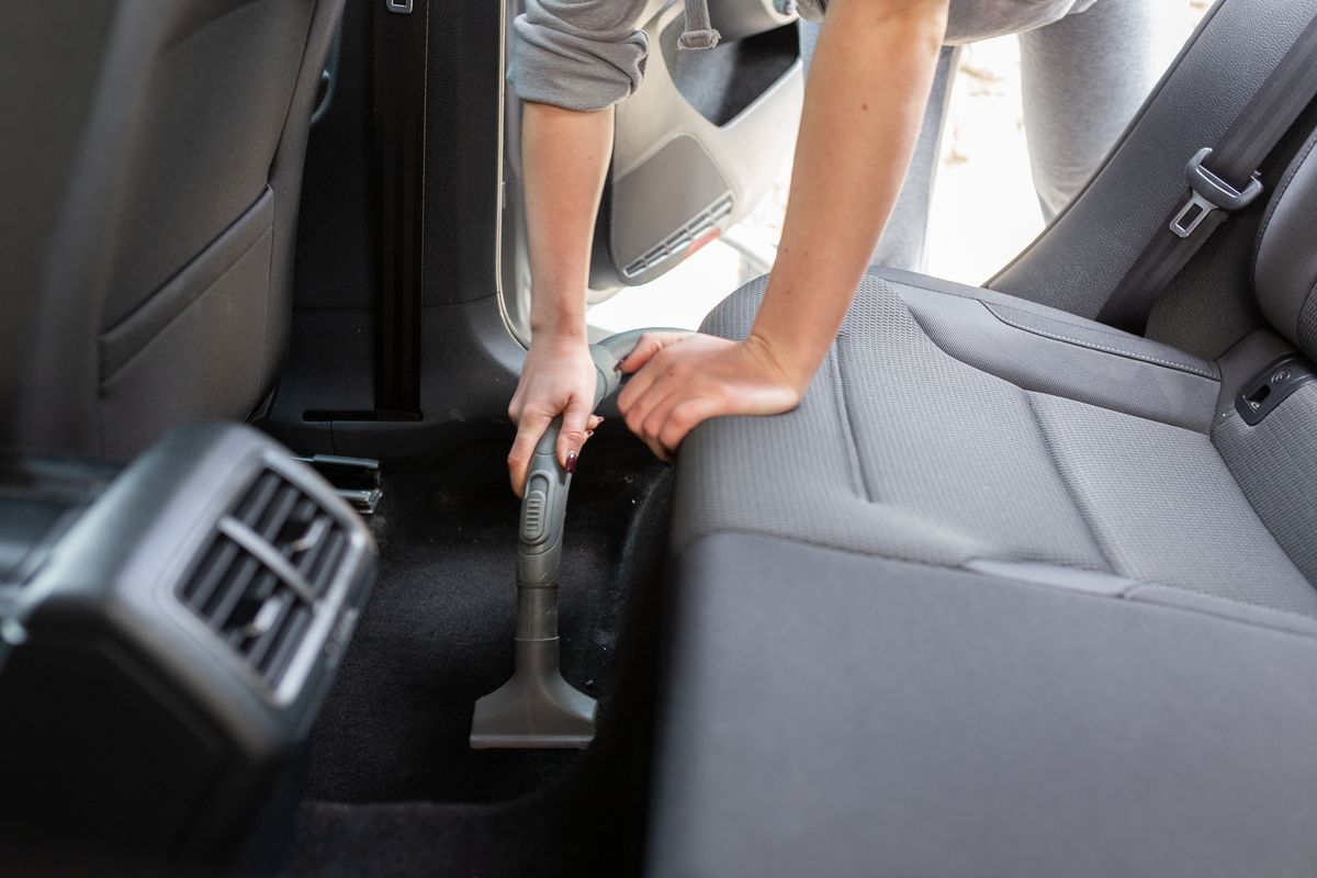 How to vacuum a car in 7 easy steps Top Ten Reviews