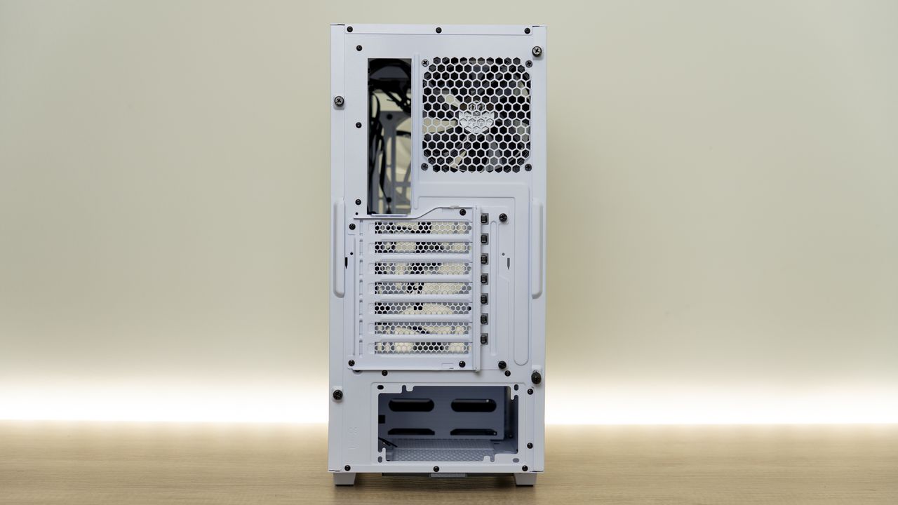 Thermaltake Divider 300TG ARGB Snow Edition