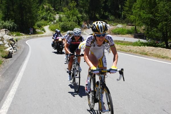 Riding strongly all stage Judith Arndt (HTC - Columbia Women) managed to protect her general classification position via her second place on Stage 8.