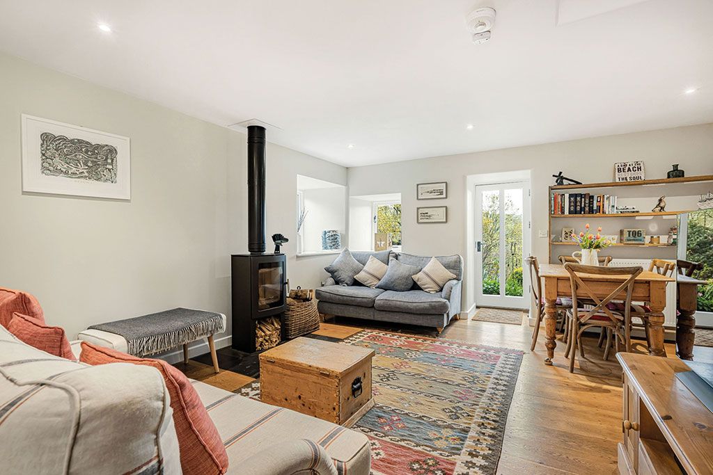 Houses for sale for around &pound;500,000: Dormouse Cottage, Hansel, Dartmouth, Devon