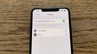 iOS 14.5 ad tracking features