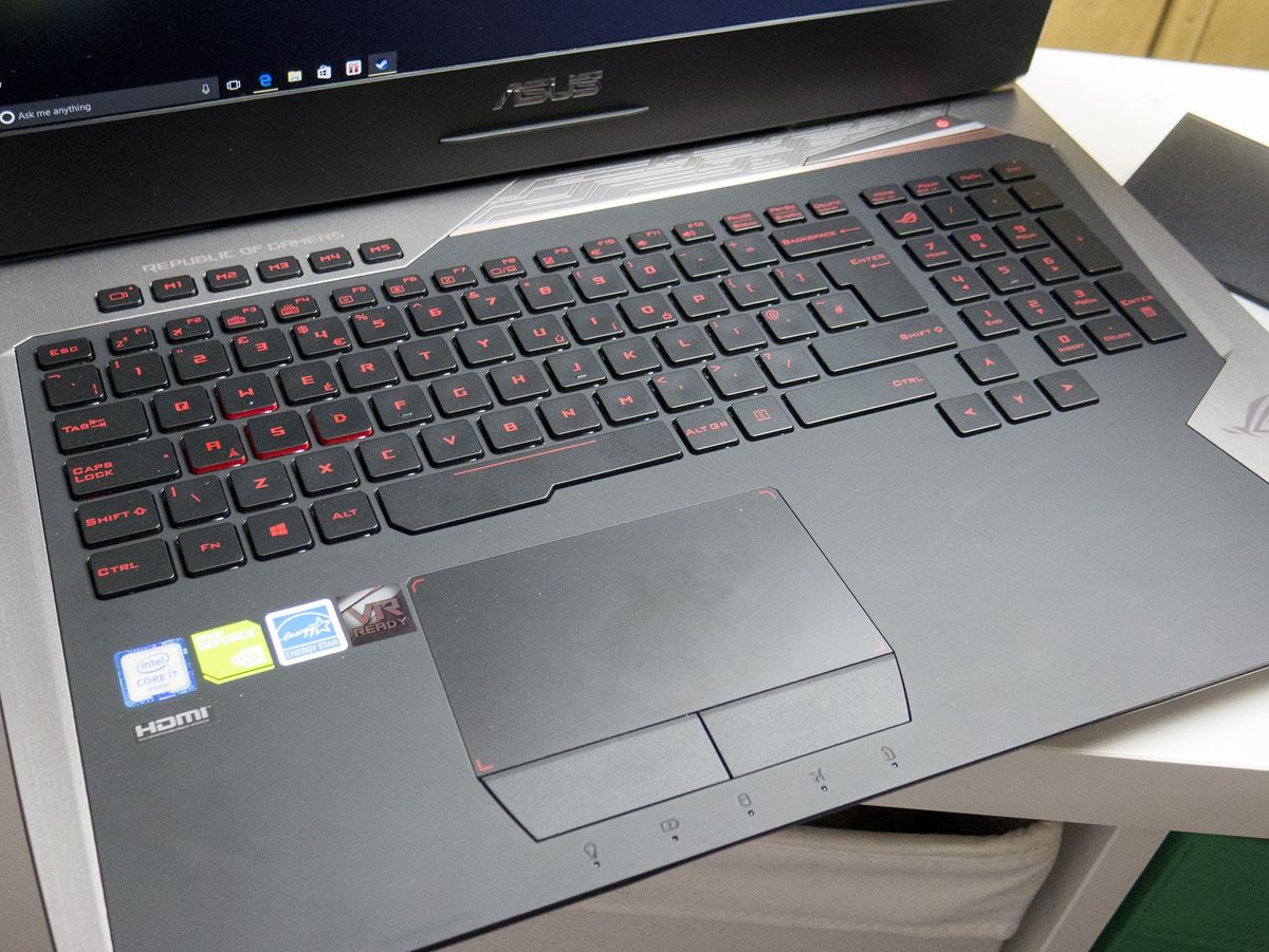 ASUS G752