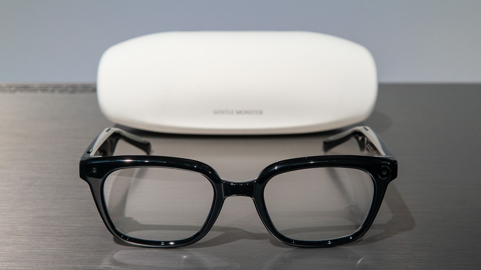 Hands-on with Samsung Glasses with Warby Parker and Gentle Monster styles