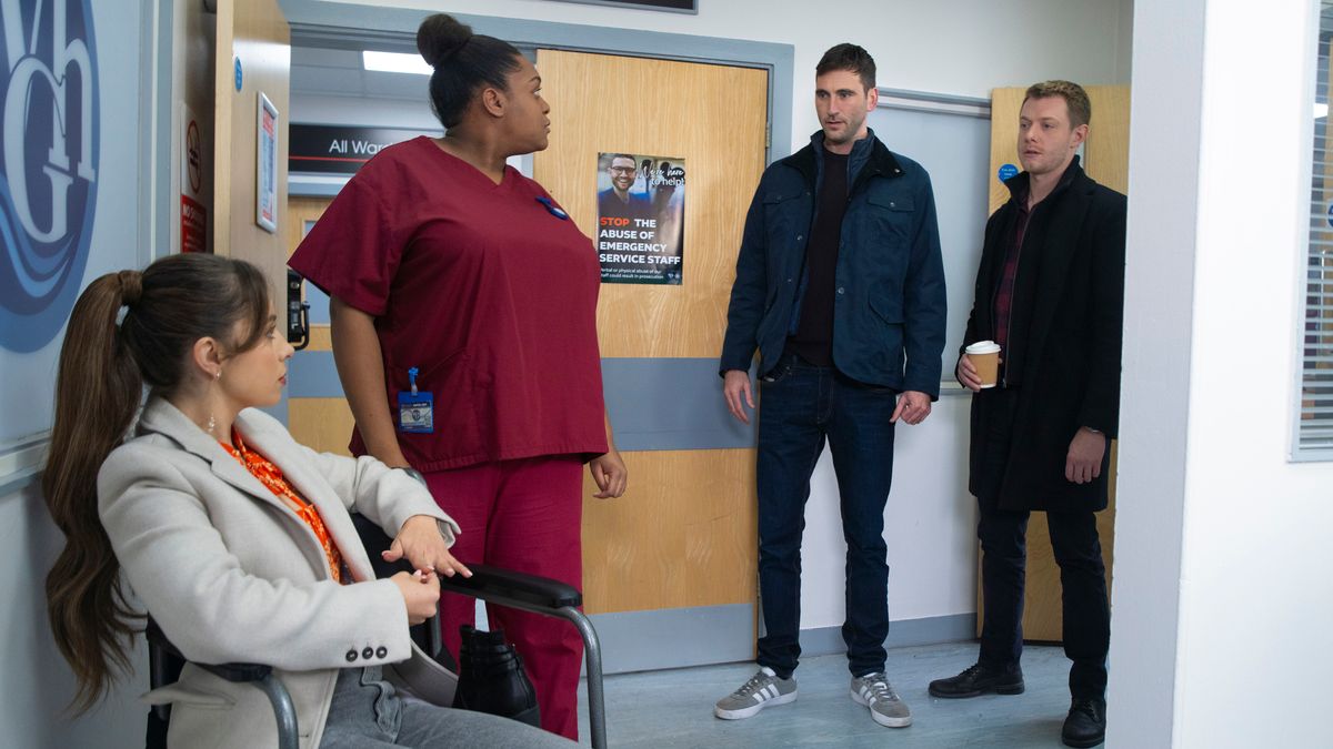 Kit Green, Daniel Osbourne and Daisy Midgeley at the hospital in Coronation Street.