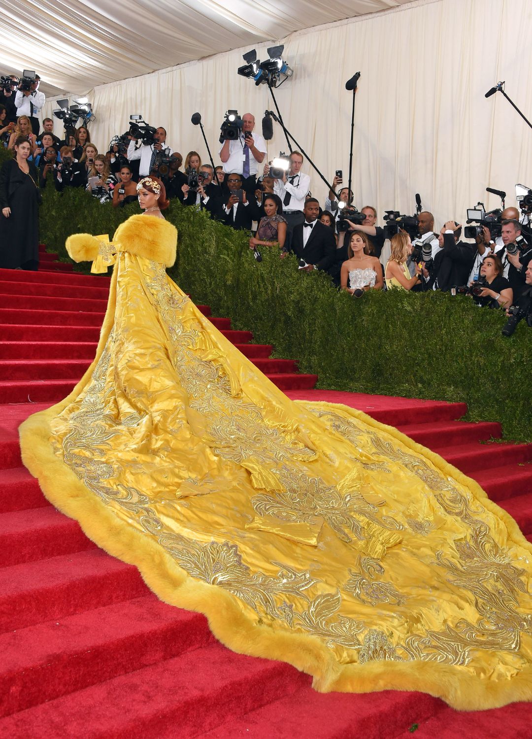 Rihanna at the 2015 Met Gala