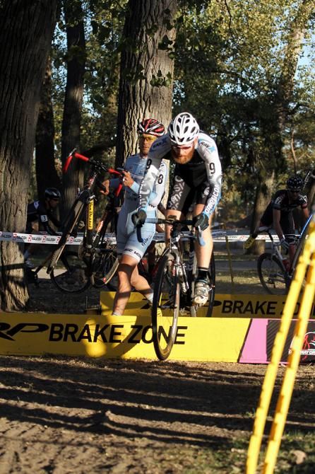 Riders could tackle the barriers on foot or by bike.