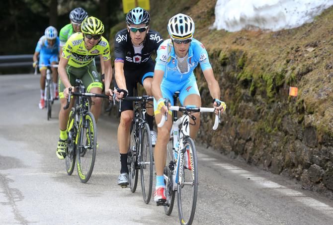 Vincenzo Nibali (Astana) and Bradley Wiggins (Sky)