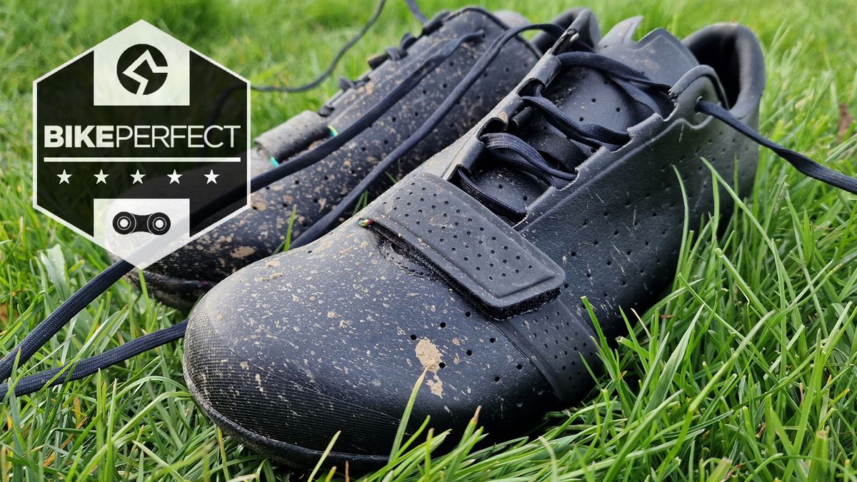 Rapha Explore gravel shoe review – a rugged shoe for all-round gravel  conditions | Bike Perfect