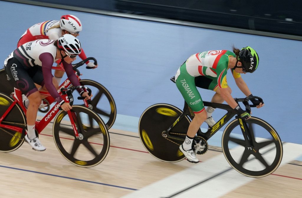 Amy Cure (Tasmania) in the points race