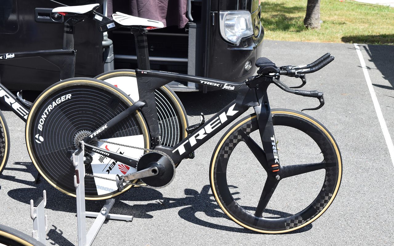 Niklas Eg and the majority of his Trek-Segafredo teammates raced with 1X drivetrain setups from SRAM