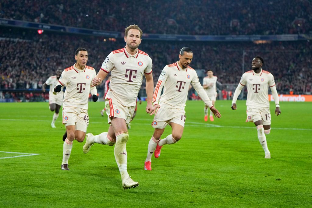 MUNICH, GERMANY - MARCH 05: Harry Kane of FC Bayern Muenchen celebrates after scoring his team`s third goal during the UEFA Champions League 2024/25 UEFA Champions League 2024/25 Round of 16 first leg match between FC Bayern Mnchen and Bayer 04 Leverkusen at on March 05, 2025 in Munich, Germany. (Photo by Christina Pahnke - sampics/Getty Images)