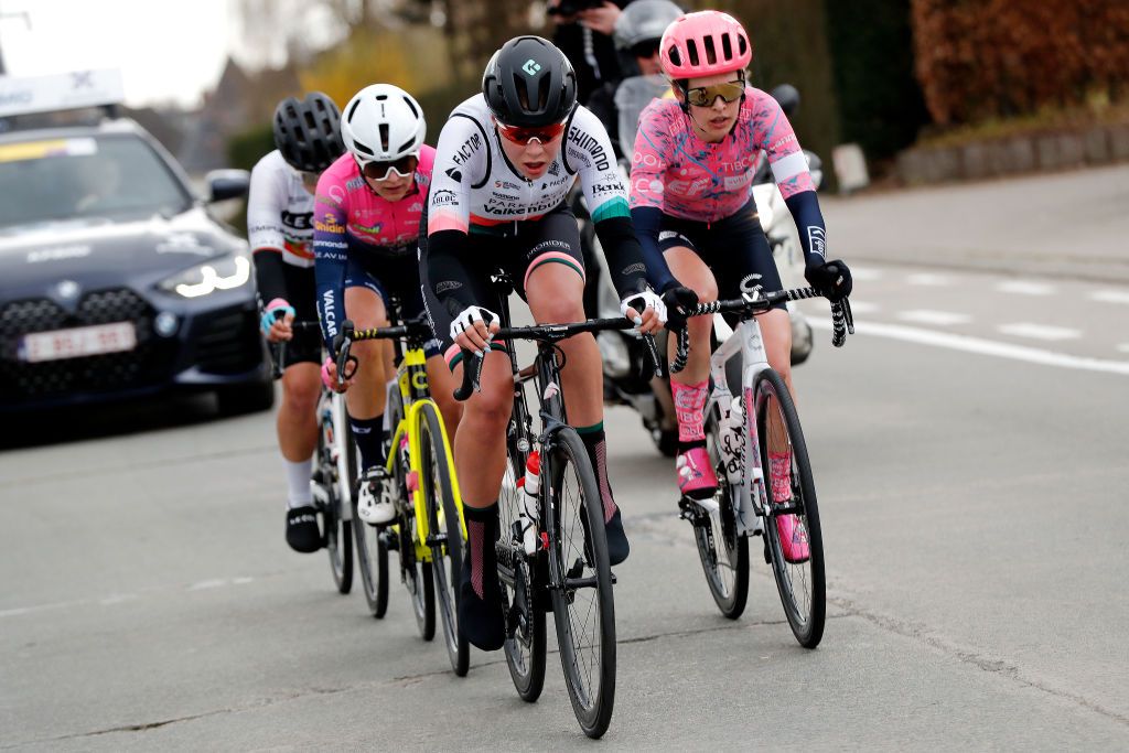 OUDENAARDE BELGIUM APRIL 03 LR Sofie Van Rooijen of Netherlands and Team Parkhotel Valkenburg and Clara Honsinger of United States and Team EF Education Tibco Svb compete in the breakaway during the 19th Ronde van Vlaanderen Tour des Flandres 2022 Womens Elite a 1586km one day race from Oudenaarde to Oudenaarde RVV22 RVVwomen on April 03 2022 in Oudenaarde Belgium Photo by Bas CzerwinskiGetty Images