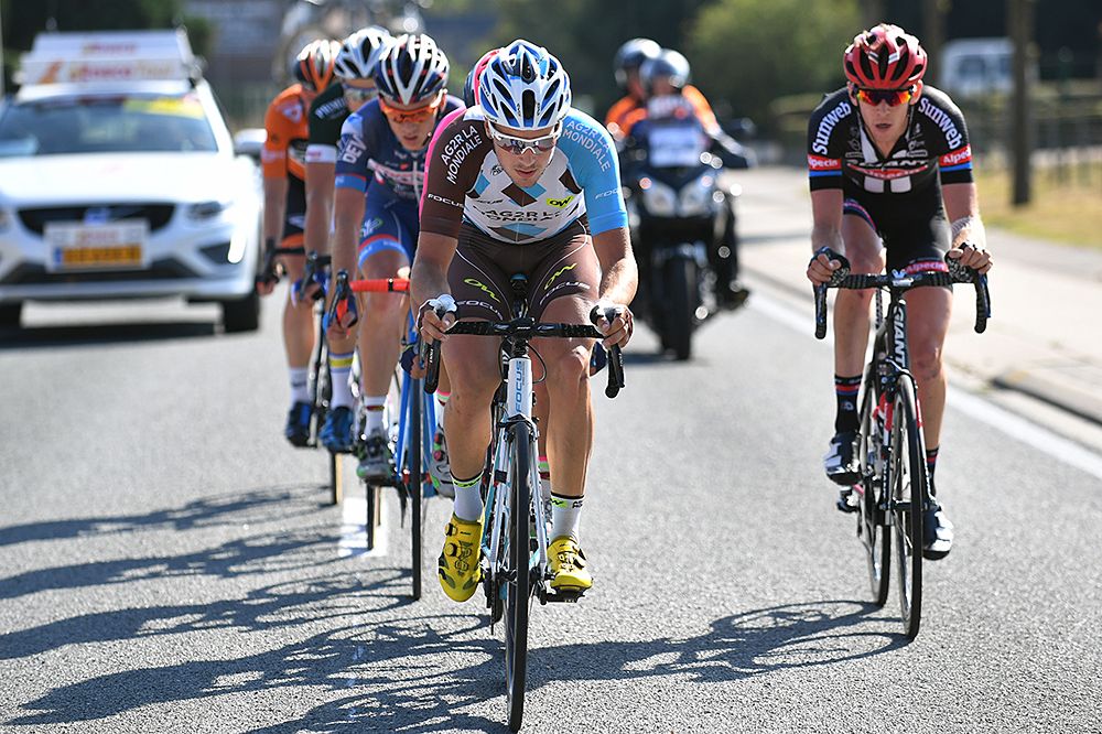 The day's breakaway: Luka Pibernik (Lampre-Merida), Mark McNally (Wanty-Groupe Gobert), Bert Van Lerberghe (Topsport Vlaanderen-Baloise), Alexis Gougeard (AG2R La Mondiale), Chad Haga (Giant-Alpecin)