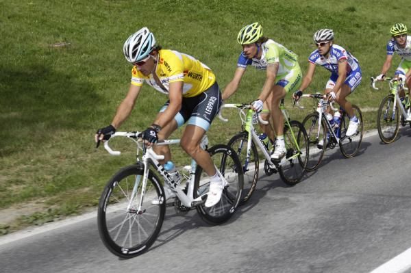 Fabian Cancellara (Leopard Trek) struggles