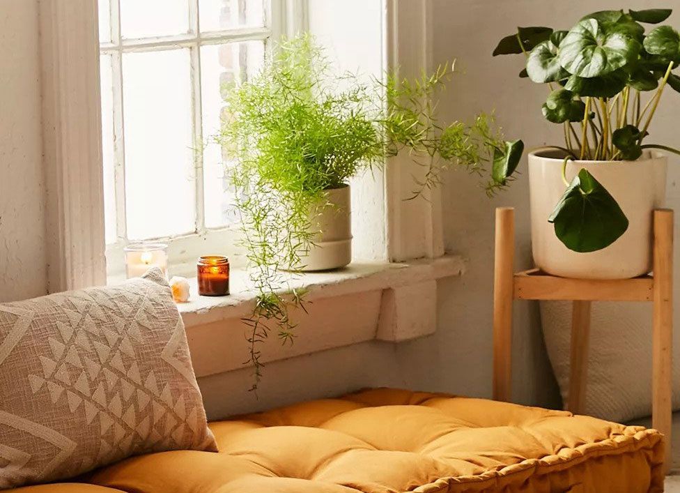 5 colors you should skip using in a small apartment, according to a designer