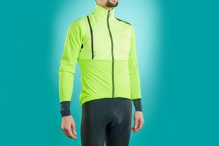 Male cyclist wearing the Santini Vega Absolute winter cycling jacket
