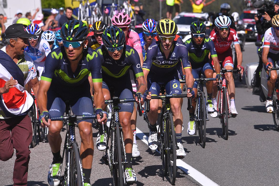 The maglia rosa group thinning out