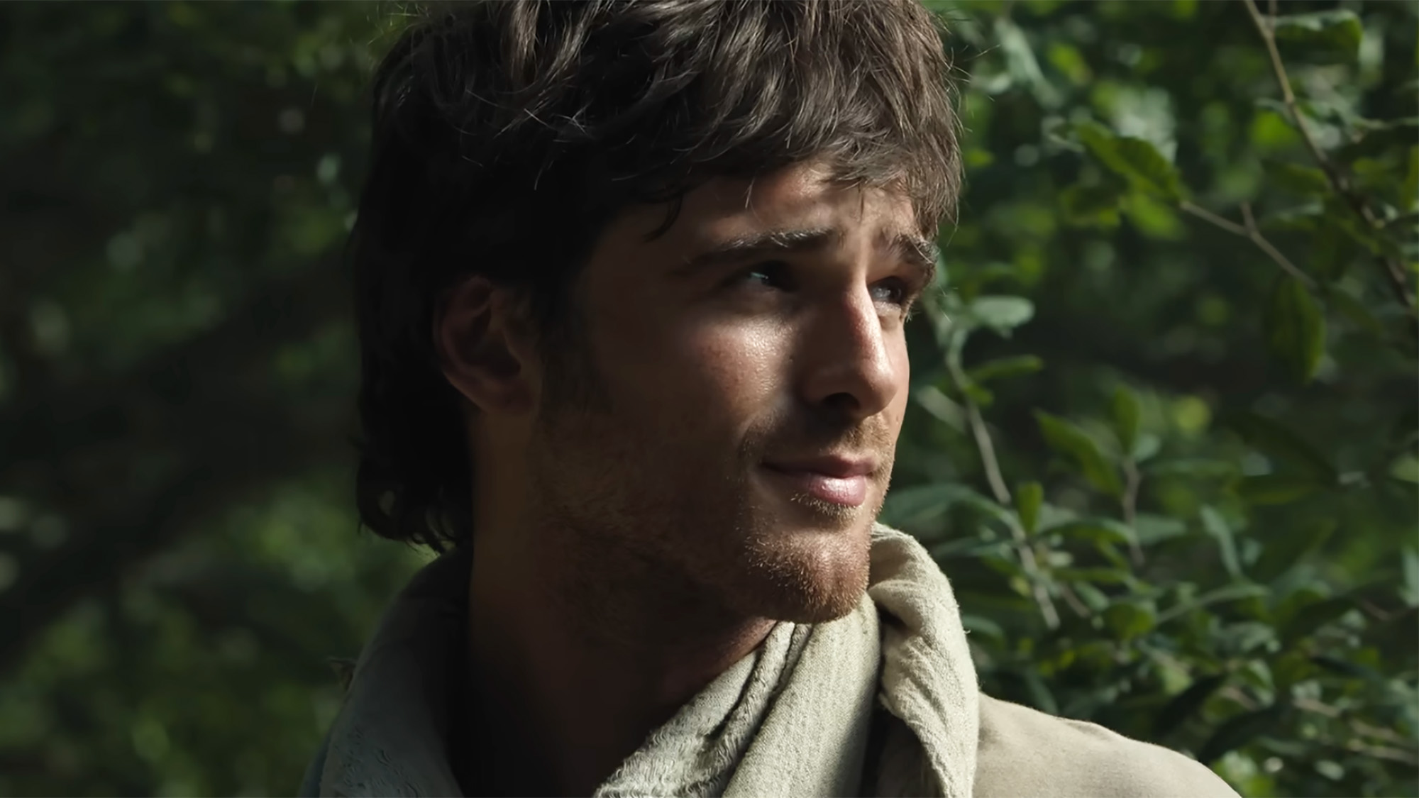 Jacob Elordi stares into the sun outside in the post apocalyptic movie The Dog Stars.