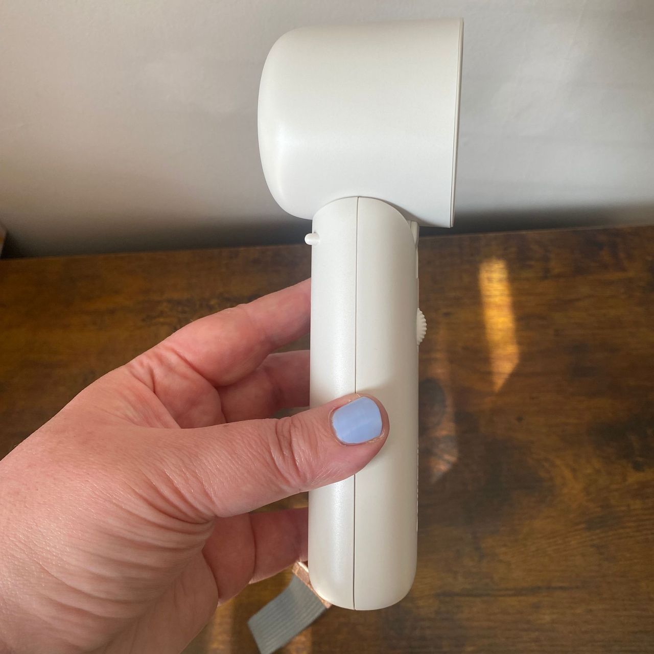 Side view of the Blueair AlwaysCool Portable Handheld Fan