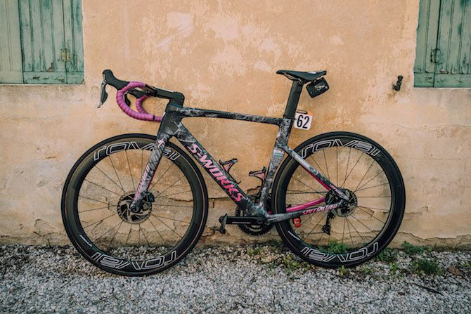 The 'dark side' of Bora-Hansgrohe rider Pascal Ackermann's custom-painted Specialized Venge features black-and-white photos of Italy, representing the scenery of the Giro d'Italia