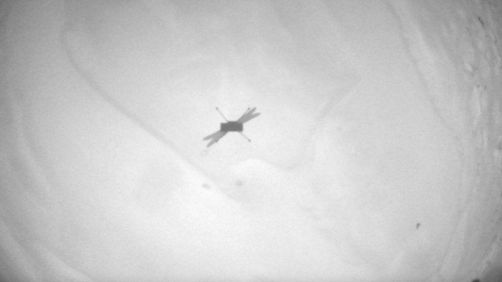 NASA's Ingenuity helicopter breaks altitude record on 59th Mars flight ...