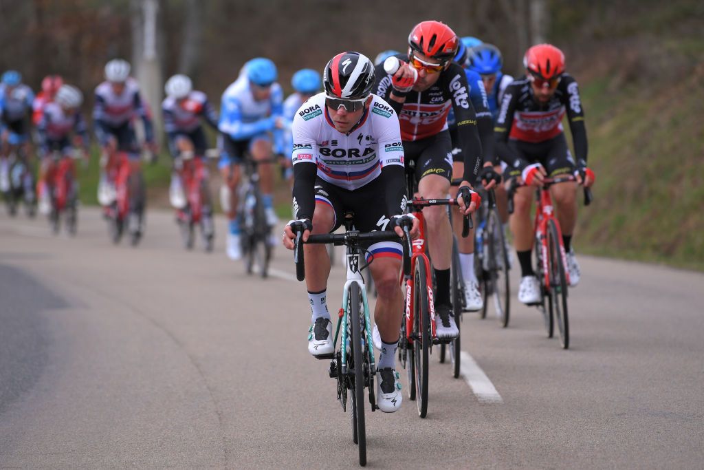 Juraj Sagan leads the peloton