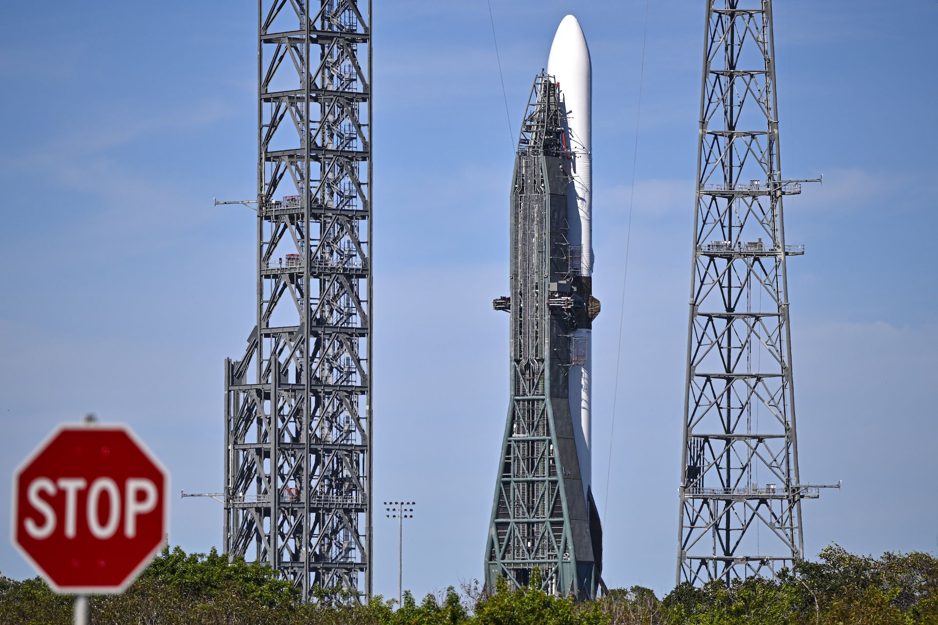 Blue Origin New Glenn rocket: New launch window for historic Mars mission after solar storm delay