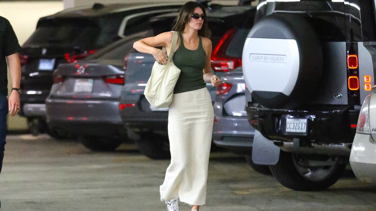 The 22 Best Maxi Skirts for 2022 - Vimarsana News