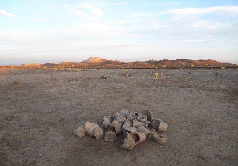 General view of the sacred plaza. 