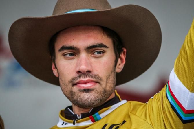 Tom Dumoulin (Giant-Shimano) holds onto the leaders jersey for another day