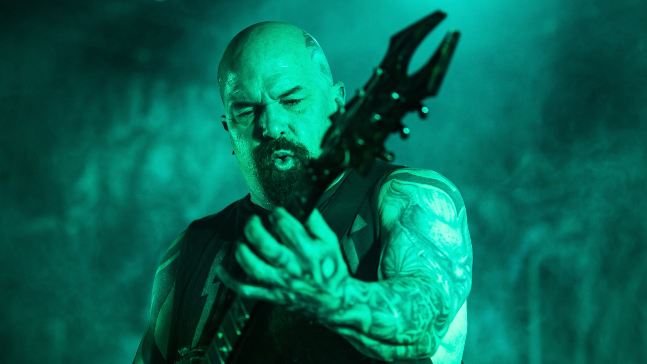 A picture of Kerry King performing with Slayer