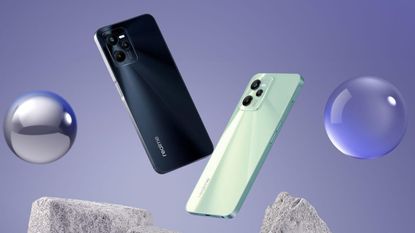 Realme C35 in black and green finishes