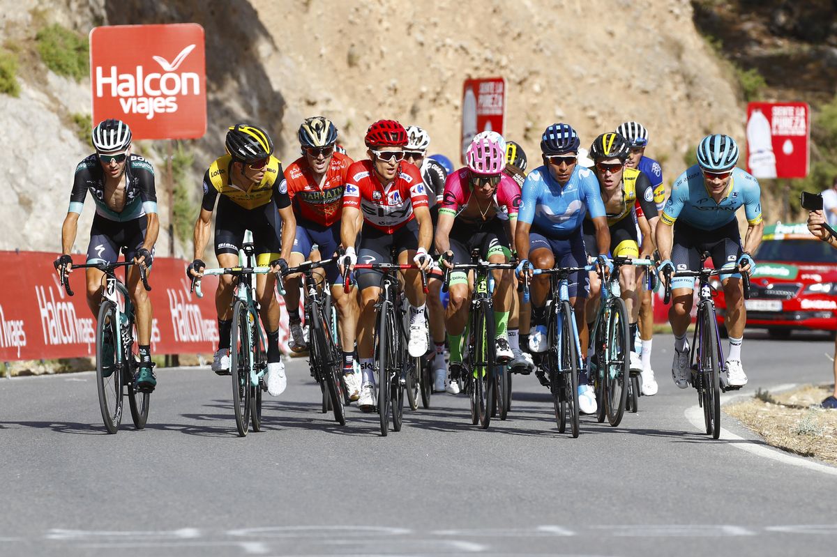 The main GC group thinned on the final climb