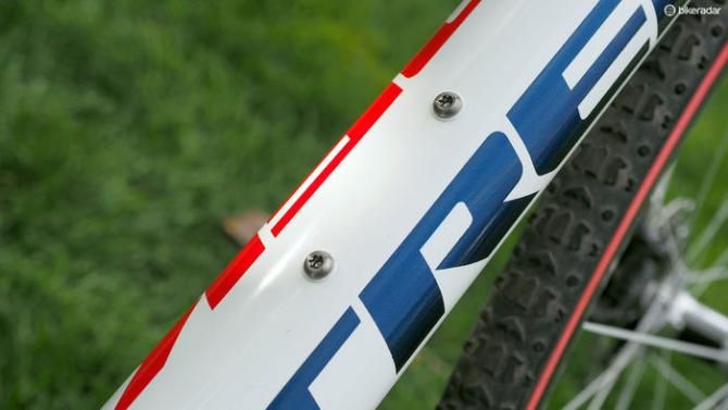 Torx-head titanium disc rotor bolts fill the unused water bottle mounting holes