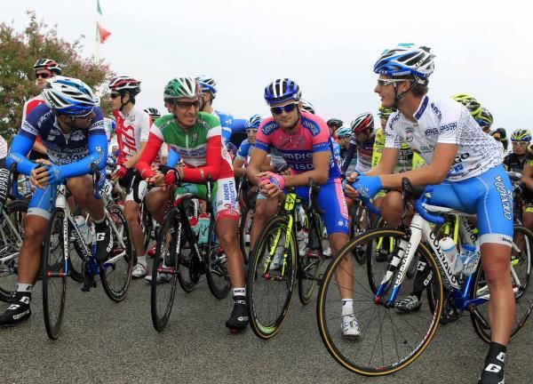 Sonny Colbrelli (Colnago-CSF), Franco Pellizotti (Androni-Venezuela), Michele Scarponi (Lampre-ISD) and Enrico Battaglin (Colnago-CSF).