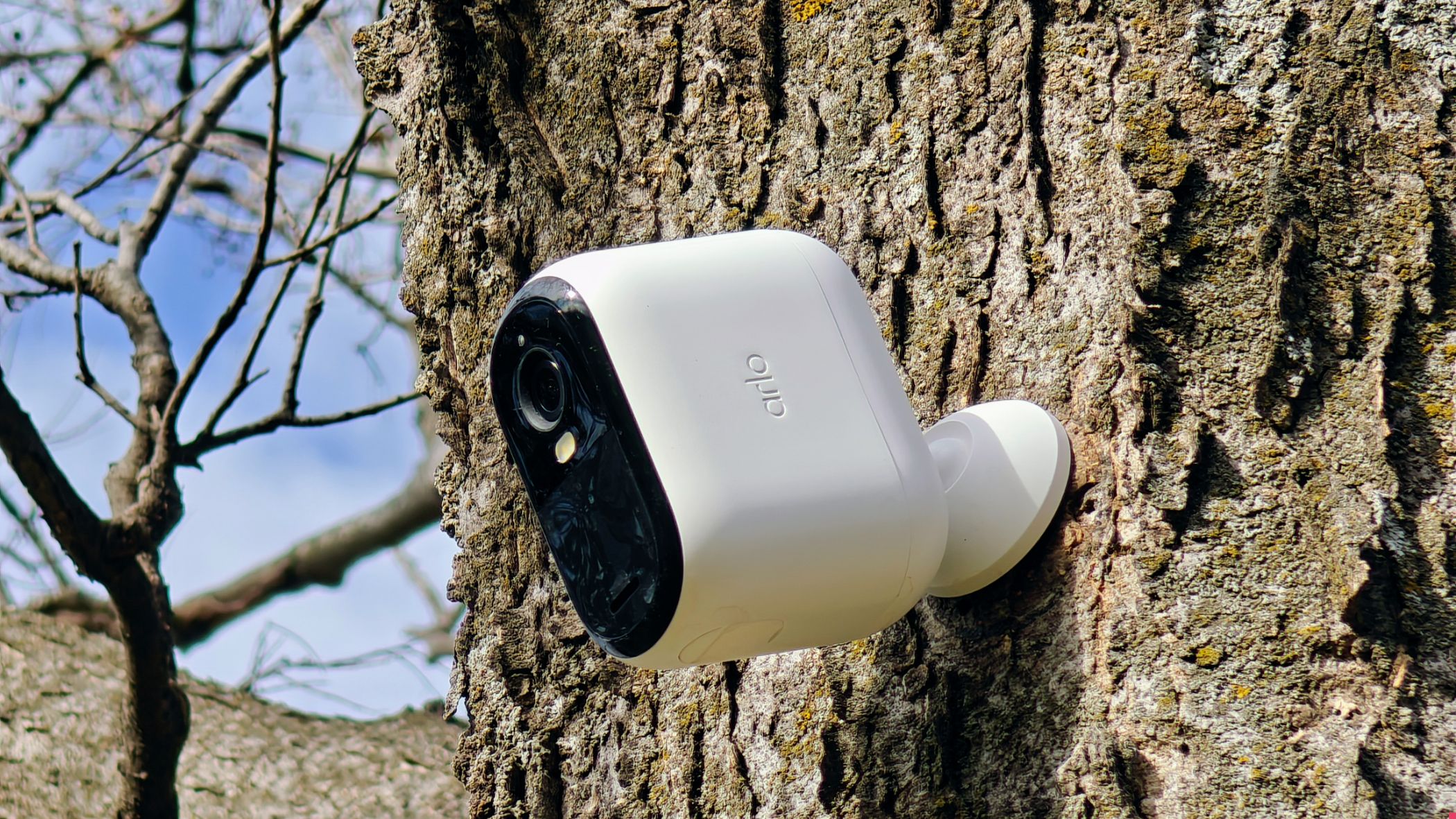 Essential XL Wireless Outdoor Security Camera - 2nd Gen