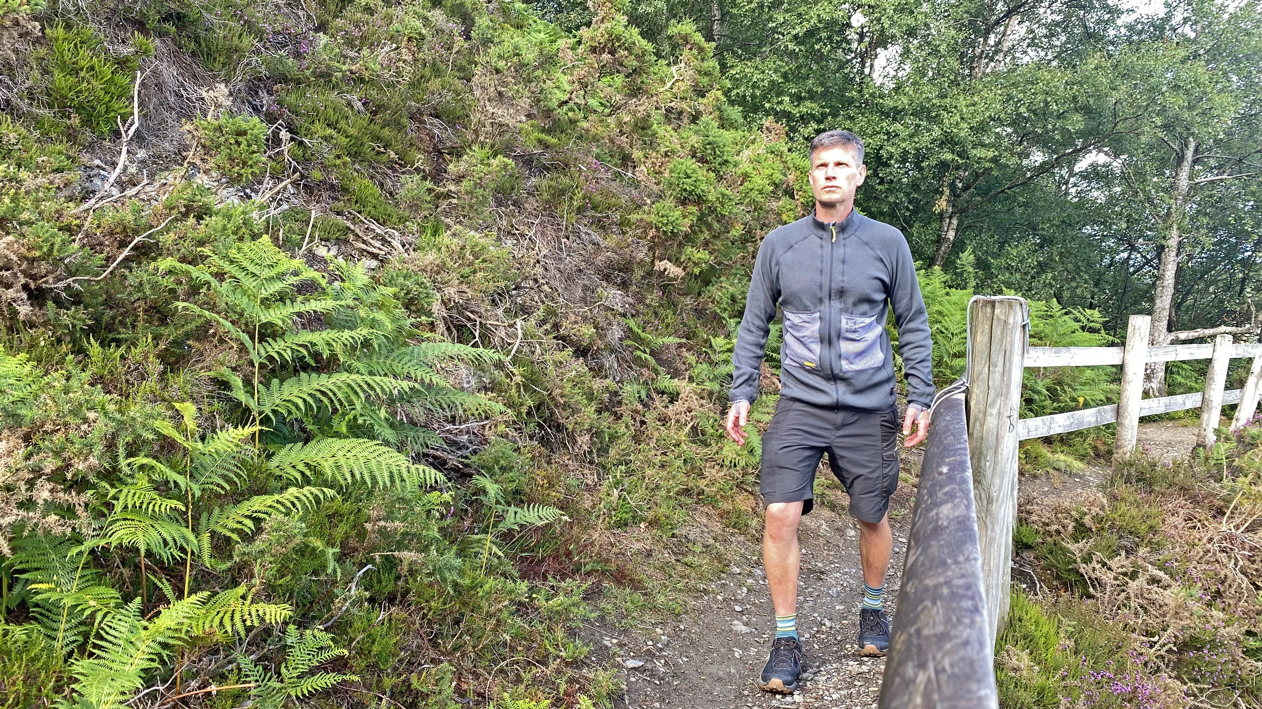 Hiker wearing the Haglöfs L.I.M. ZT II Air Mid