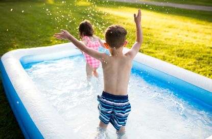 unicorn paddling pool