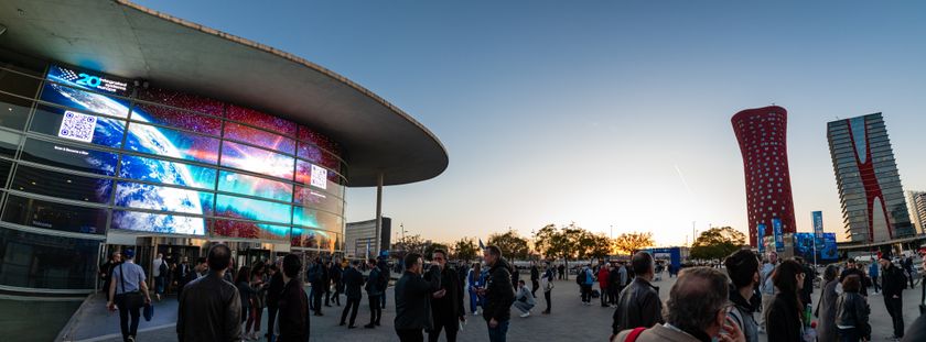 ISE has arranged for a free travel pass for the Barcelona train, metro, and bus systems for every attendee. This year, the ticket also includes transportation between the airport and the city of Barcelona.