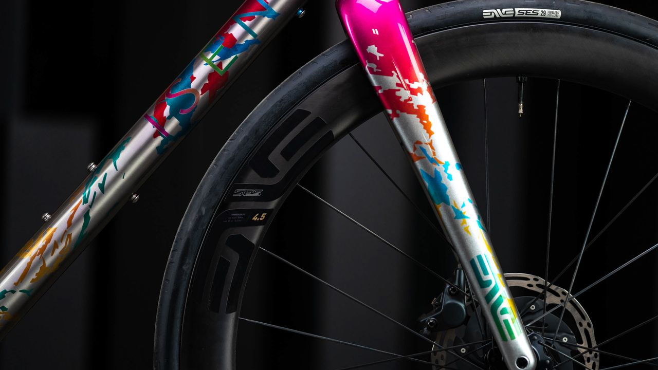 Enve Builders Roundup 2022 - Concept R3 Int. Road/Race