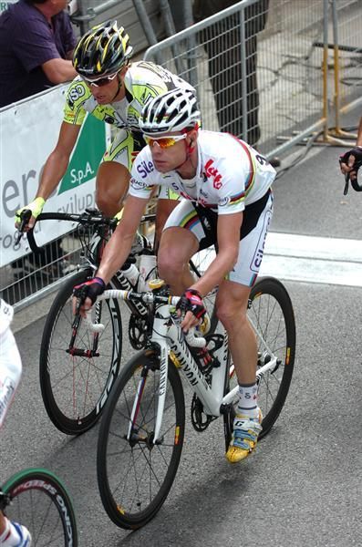 Cadel Evans (Silence-Lotto) debuts his World Champion jersey at the Coppa Sabatini
