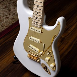 Fender H.E.R. Olympics signature Stratocaster