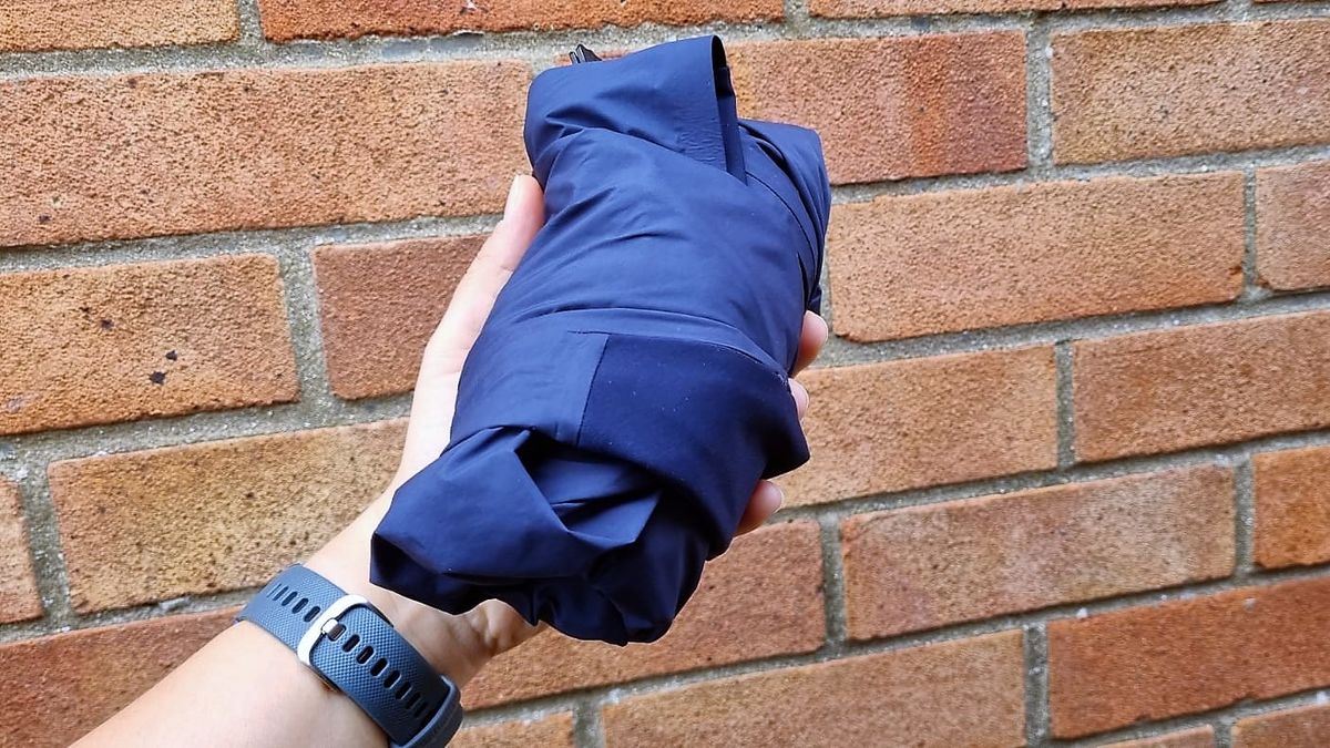 Velocio Women's Ultralight Rain Jacket Review