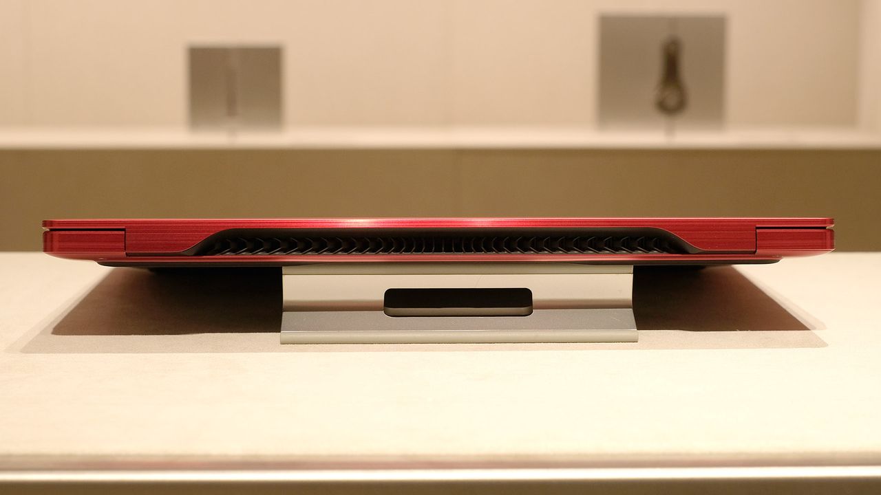 HP Limited Edition Scuderia Ferrari PC