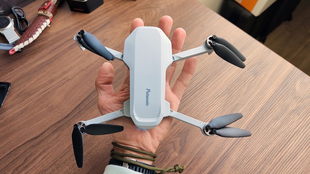Potensic releases Atom SE sub-250 drone just in time for the holidays