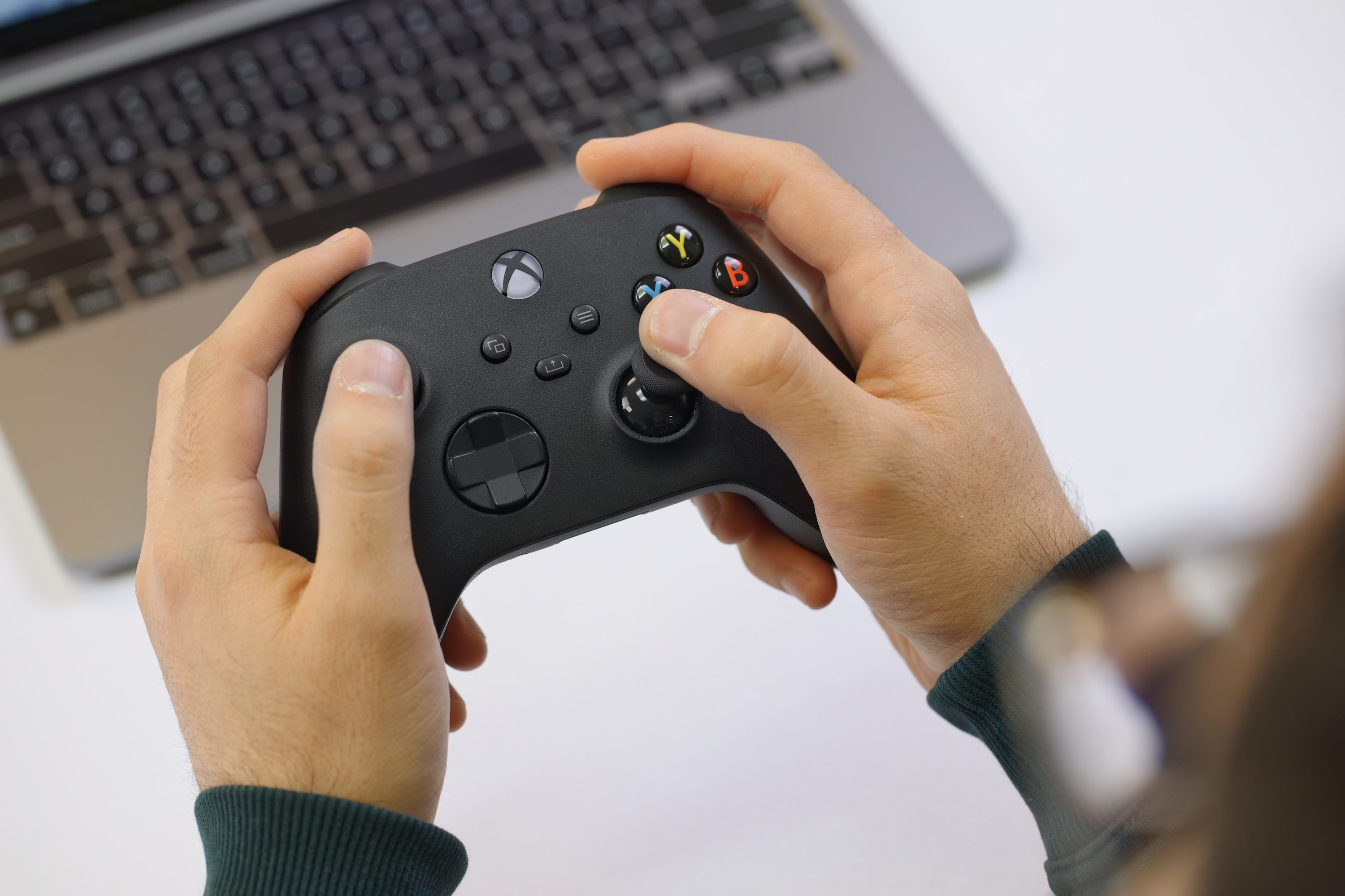 How To Play Xbox One On Macbook Pro