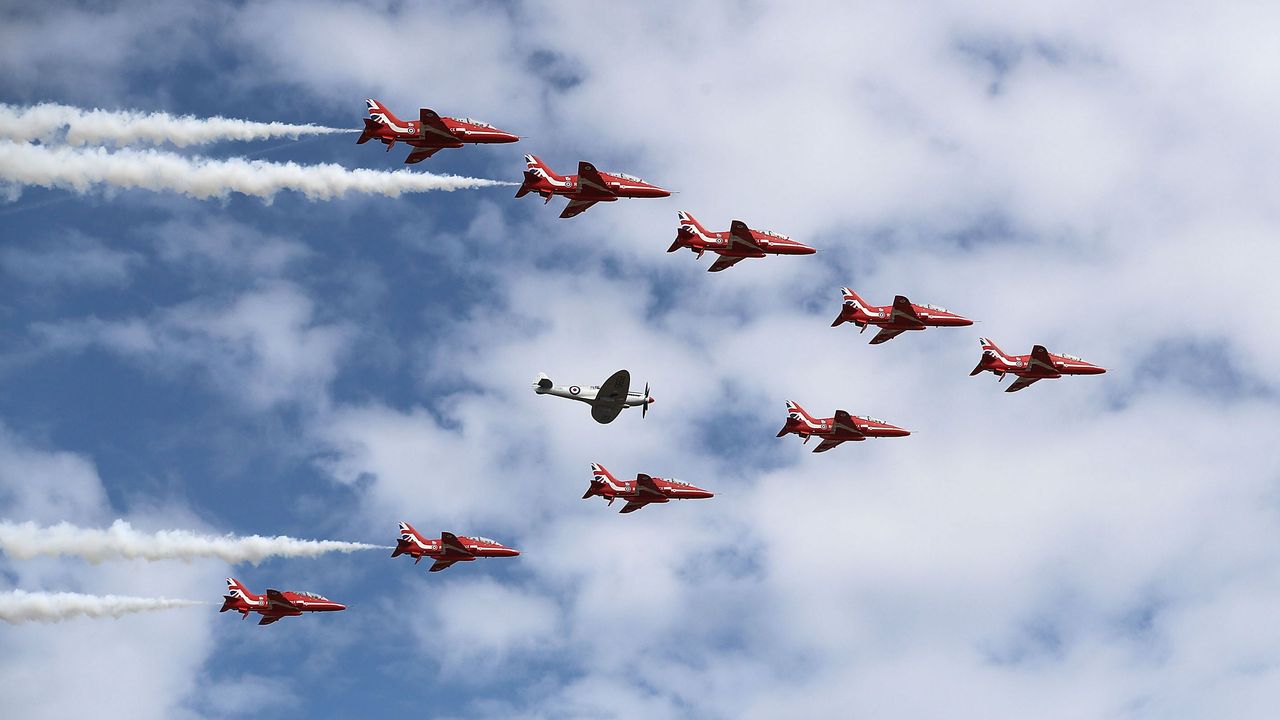 Red Arrows 