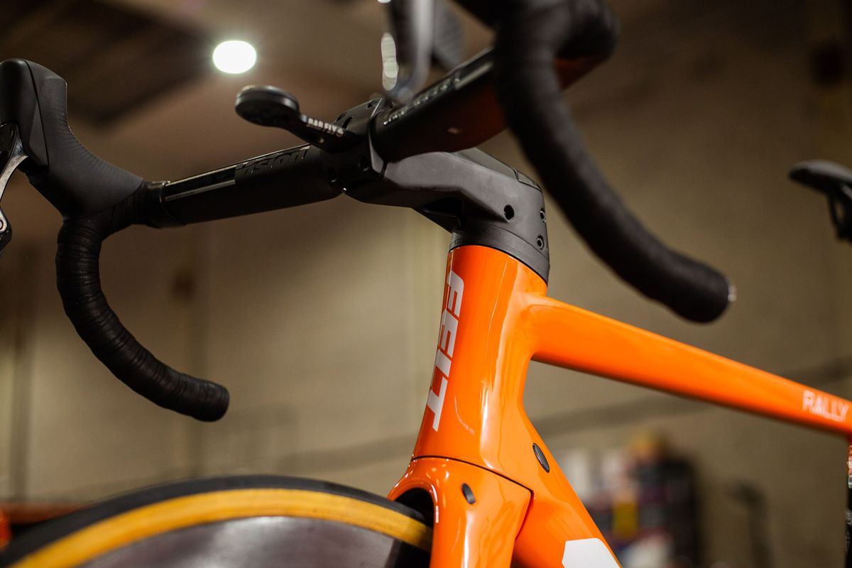 Rally Cycling's Felt AR